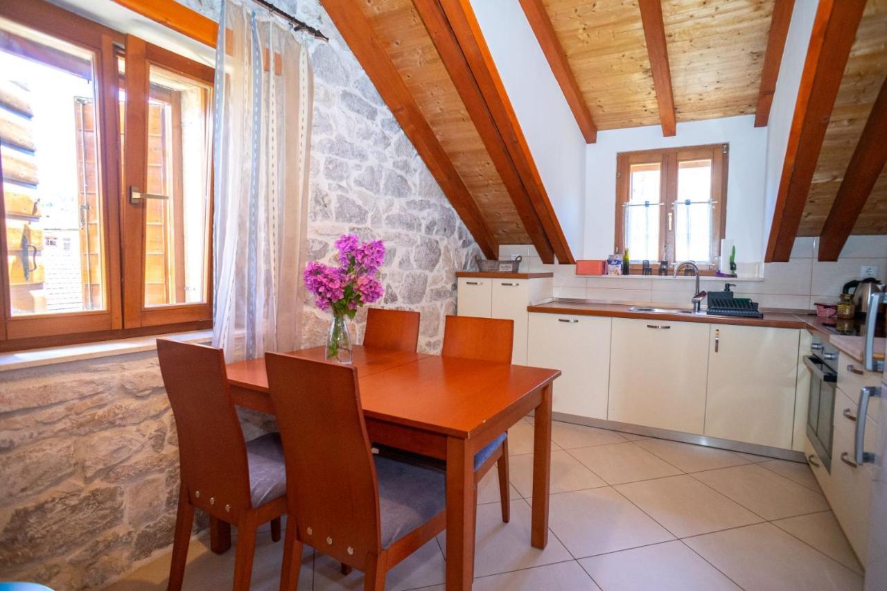 Apartments And Rooms Marino Trogir Exterior foto