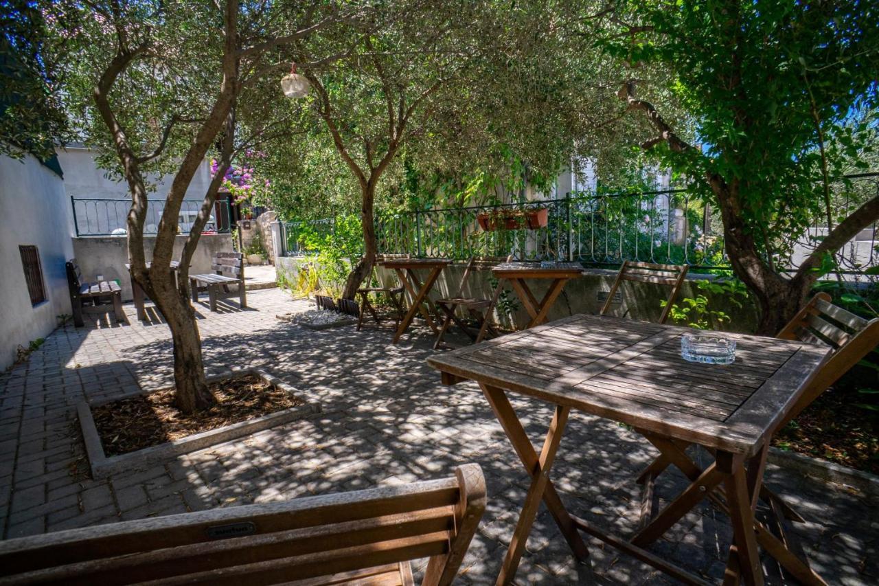 Apartments And Rooms Marino Trogir Exterior foto