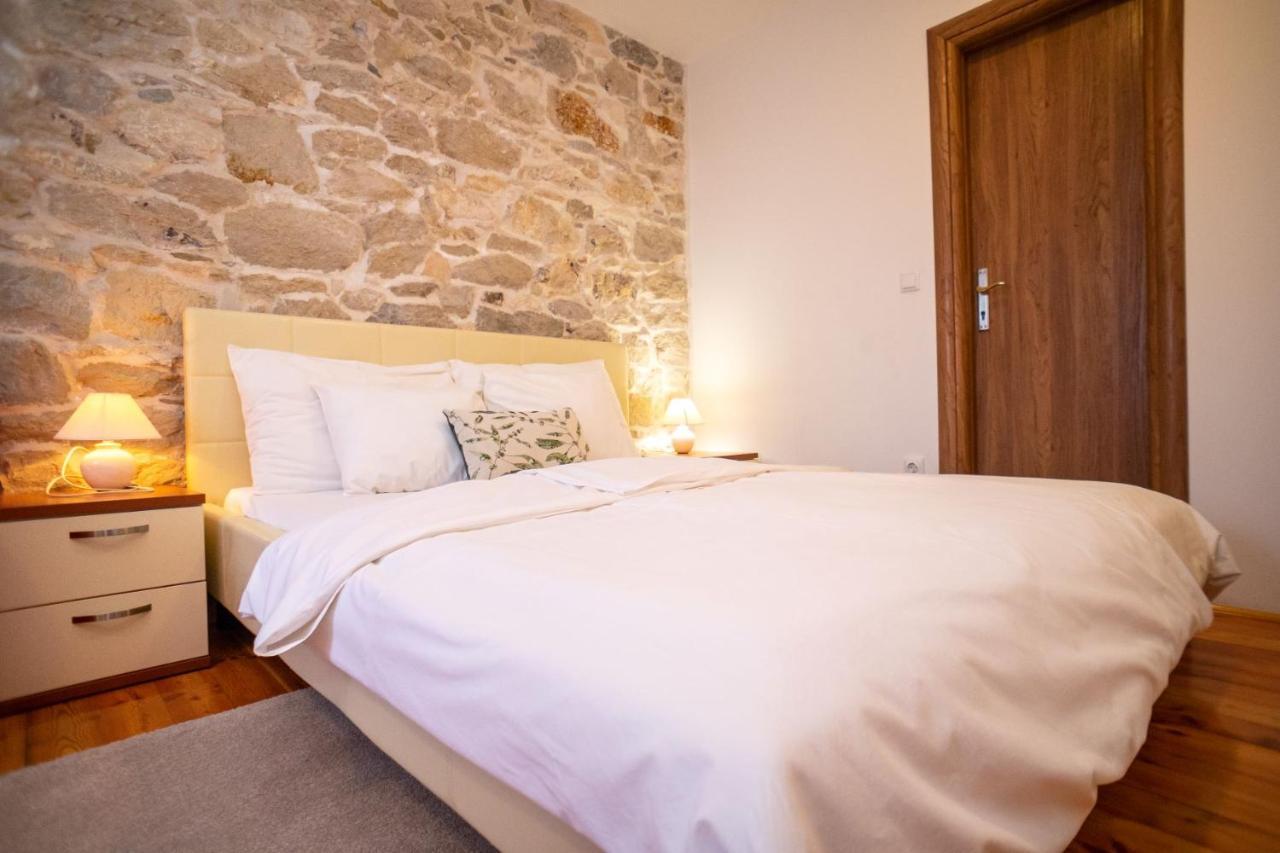 Apartments And Rooms Marino Trogir Exterior foto
