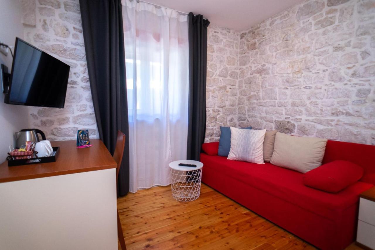 Apartments And Rooms Marino Trogir Exterior foto