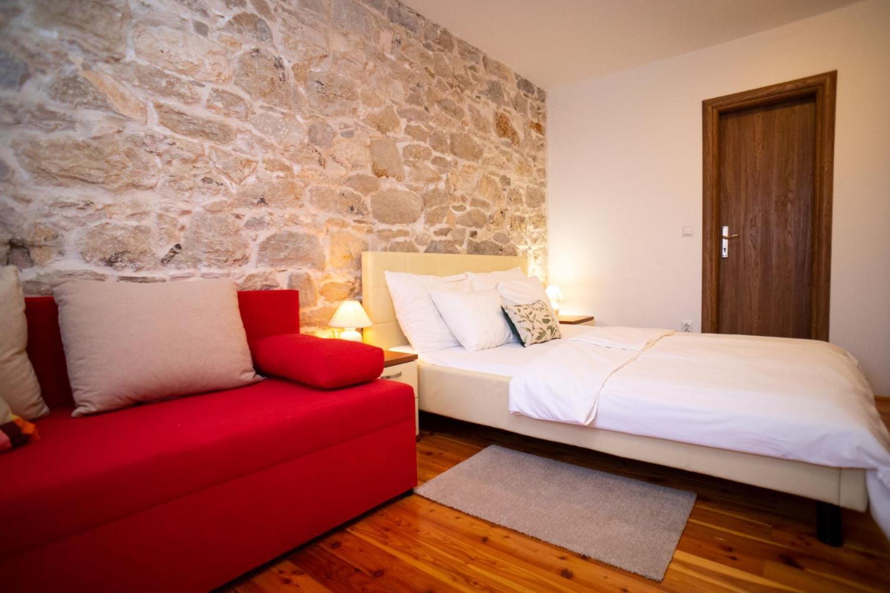 Apartments And Rooms Marino Trogir Habitación foto